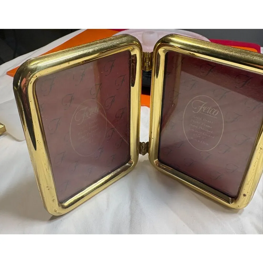Solid Brass Double Hinged Photo Frame 3.5 x 5 Folding FECTO rounded edges